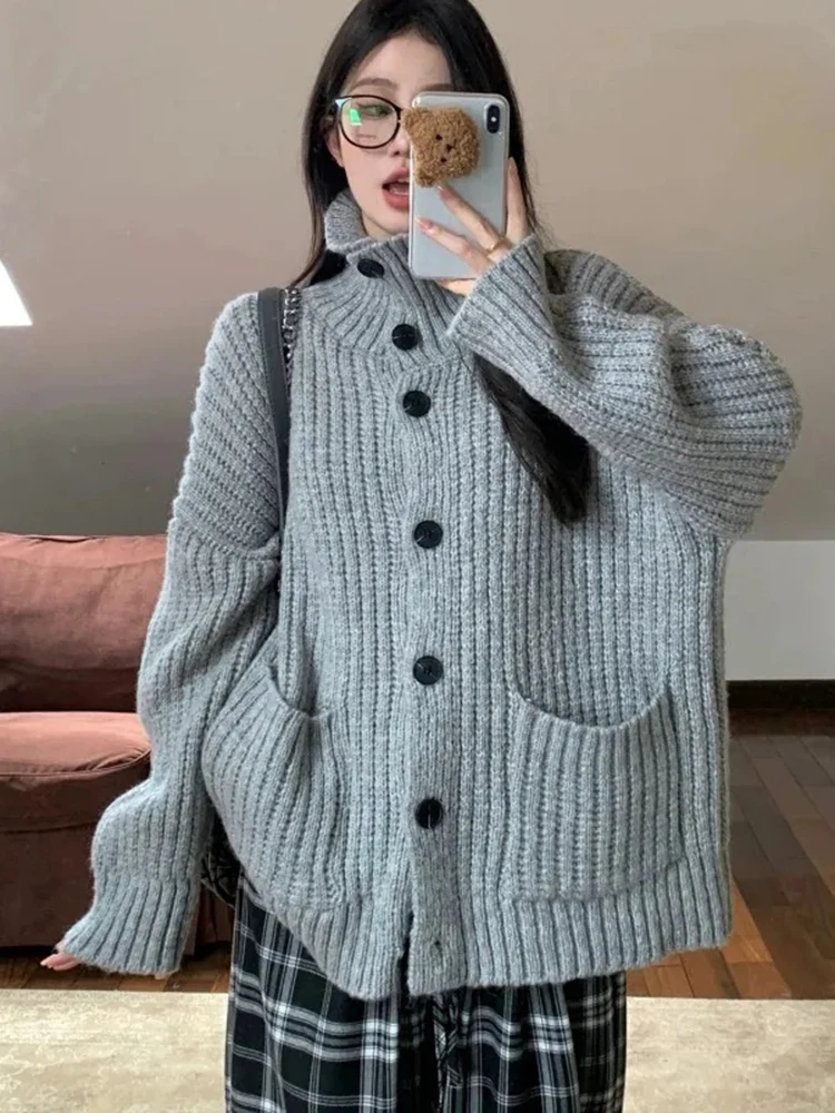 Zoki Lazy Wind Gray Turtleneck Cardigan Sweaters Women Harajuku Loose Long Sleeve Knitted Coat Vintage Pockets Lady Korean Tops
Zoki Lazy Wind Gray Turtleneck Cardigan Sweaters Women Harajuku Loose Long Sleeve Knitted Coat Vintage Pockets Lady Korean Tops