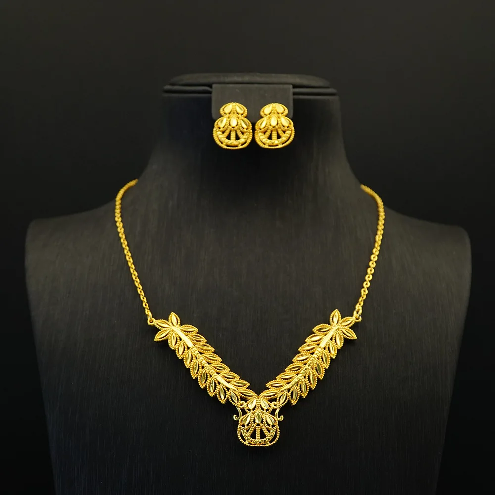 Trendy Women Necklace Vintage Jewelry Earrings Golden Color Small Earring Set Party Gifts Dubai African Hot Sale Design Necklace
Trendy Women Necklace Vintage Jewelry Earrings Golden Color Small Earring Set Party Gifts Dubai African Hot Sale Design Necklace
