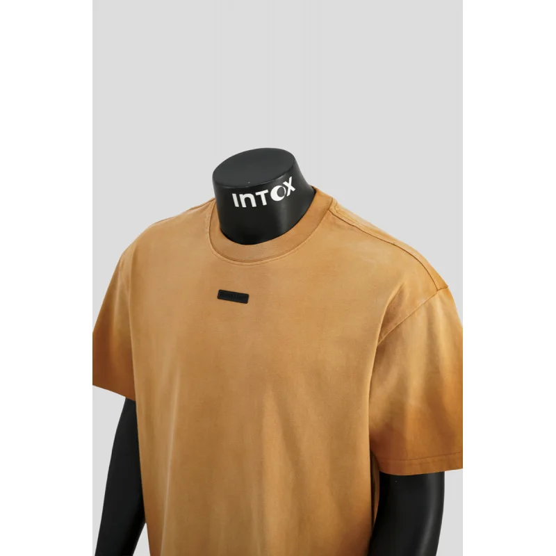 Мужская футболка с короткими рукавами в винтажном стиле, свободный крой, летняя уличная мода в стиле ретро, уличный стиль с принтом, красивый мужской топ 
Мужская футболка с короткими рукавами в винтажном стиле, свободный крой, летняя уличная мода в стиле ретро, уличный стиль с принтом, красивый мужской топ