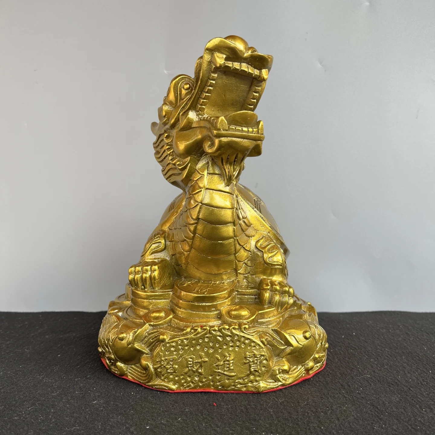 Brass Golden Dragon Turtle Statue Yuanbao coin base mythical beast get rich Study Amass wealth Ornaments Town house
Brass Golden Dragon Turtle Statue Yuanbao coin base mythical beast get rich Study Amass wealth Ornaments Town house