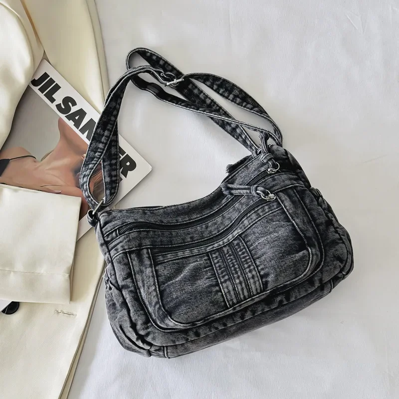 Clean-Lined Denim Handbag, Versatile Crossbody & Shoulder Bag with Collegiate Aesthetic, Perfect for Casual & Student Life
Clean-Lined Denim Handbag, Versatile Crossbody & Shoulder Bag with Collegiate Aesthetic, Perfect for Casual & Student Life
