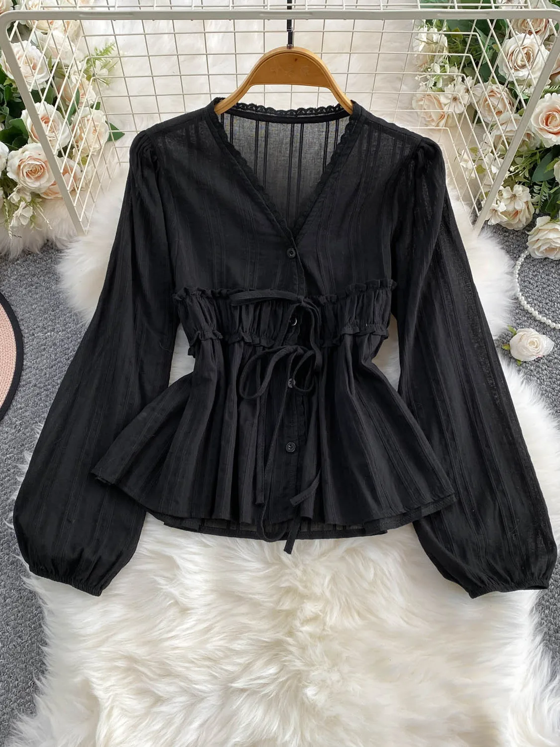 Sweet Style White Shirt Women's V-neck Tie Waist Slim Fit Hem Lace Trim Bridesmaid Top Summer 2026 Long Sleeve Casual Wear
Sweet Style White Shirt Women's V-neck Tie Waist Slim Fit Hem Lace Trim Bridesmaid Top Summer 2026 Long Sleeve Casual Wear