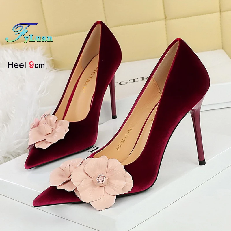 Summer New Arrival Women's Pumps Popular Temperament Flower Design 9cm Super High Heels Ladies Versatile Bridesmaid Single Shoes
Summer New Arrival Women's Pumps Popular Temperament Flower Design 9cm Super High Heels Ladies Versatile Bridesmaid Single Shoes