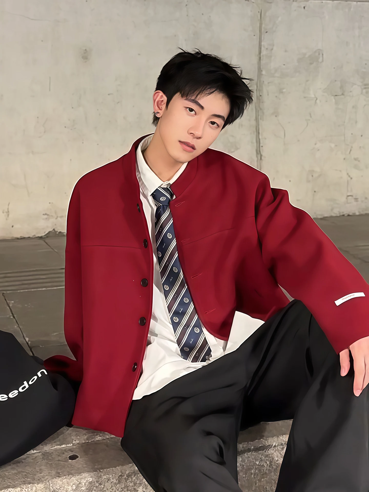 Red ort Thiened Woolen Men's Suit Coat Autumn Winter New Chinese Sle Stand Collar Zhongan Coat Haome Windbreaker O...
Red ort Thiened Woolen Men's Suit Coat Autumn Winter New Chinese Sle Stand Collar Zhongan Coat Haome Windbreaker O...