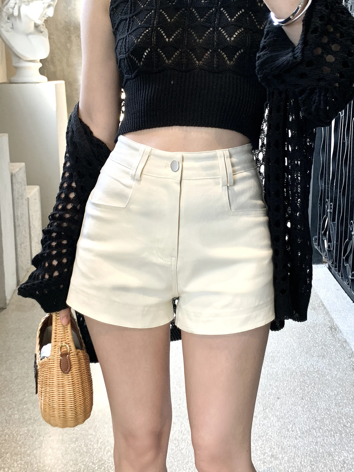 High Waist Casual Slimming Denim Shorts Women's Summer Fashionable Versatile Withmxboom Grey Home Comfortable Shorts
High Waist Casual Slimming Denim Shorts Women's Summer Fashionable Versatile Withmxboom Grey Home Comfortable Shorts