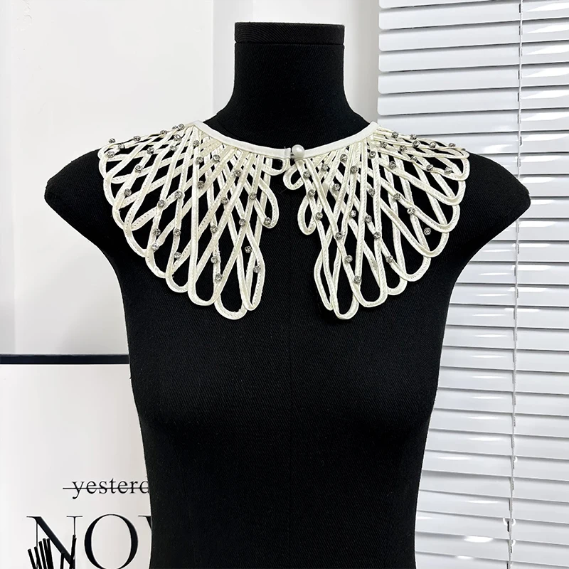 Women Fashion Hollow Lace Fake Collar Chic Lace Beaded Sweater Shirt Tops Blouse Detachable Decor False Collar
Women Fashion Hollow Lace Fake Collar Chic Lace Beaded Sweater Shirt Tops Blouse Detachable Decor False Collar