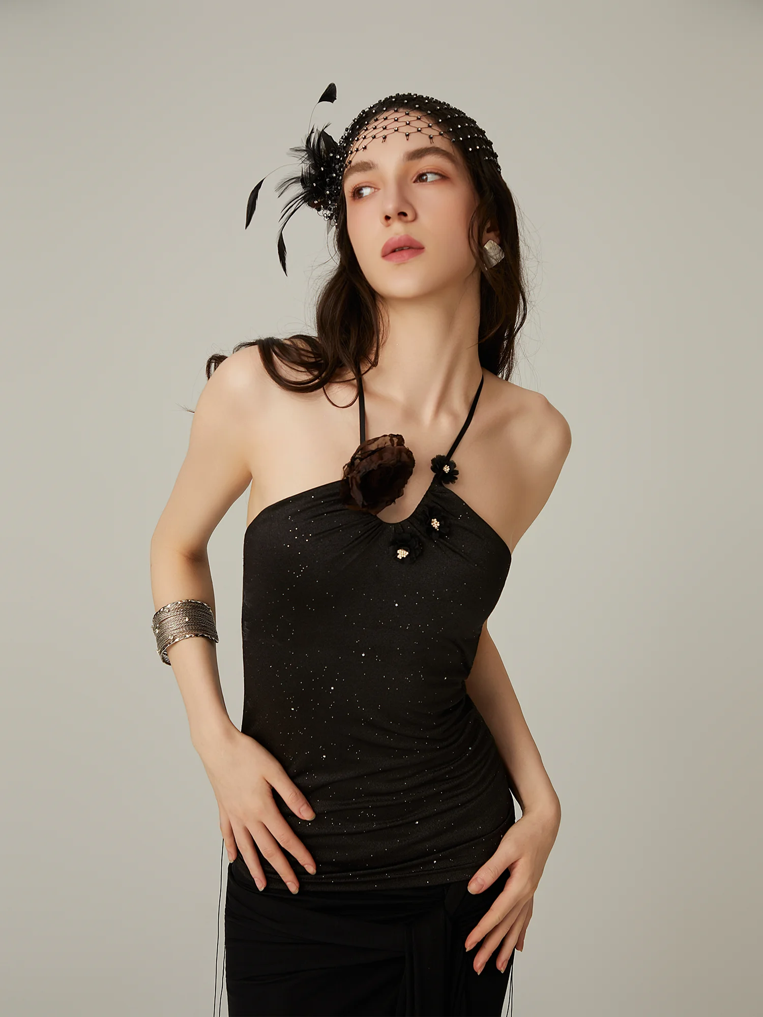 Женский топ LICHUN с отстегивающимися подушечками для груди, ажурными бретелями, утягивающий талию, из полиэстера
Женский топ LICHUN с отстегивающимися подушечками для груди, ажурными бретелями, утягивающий талию, из полиэстера