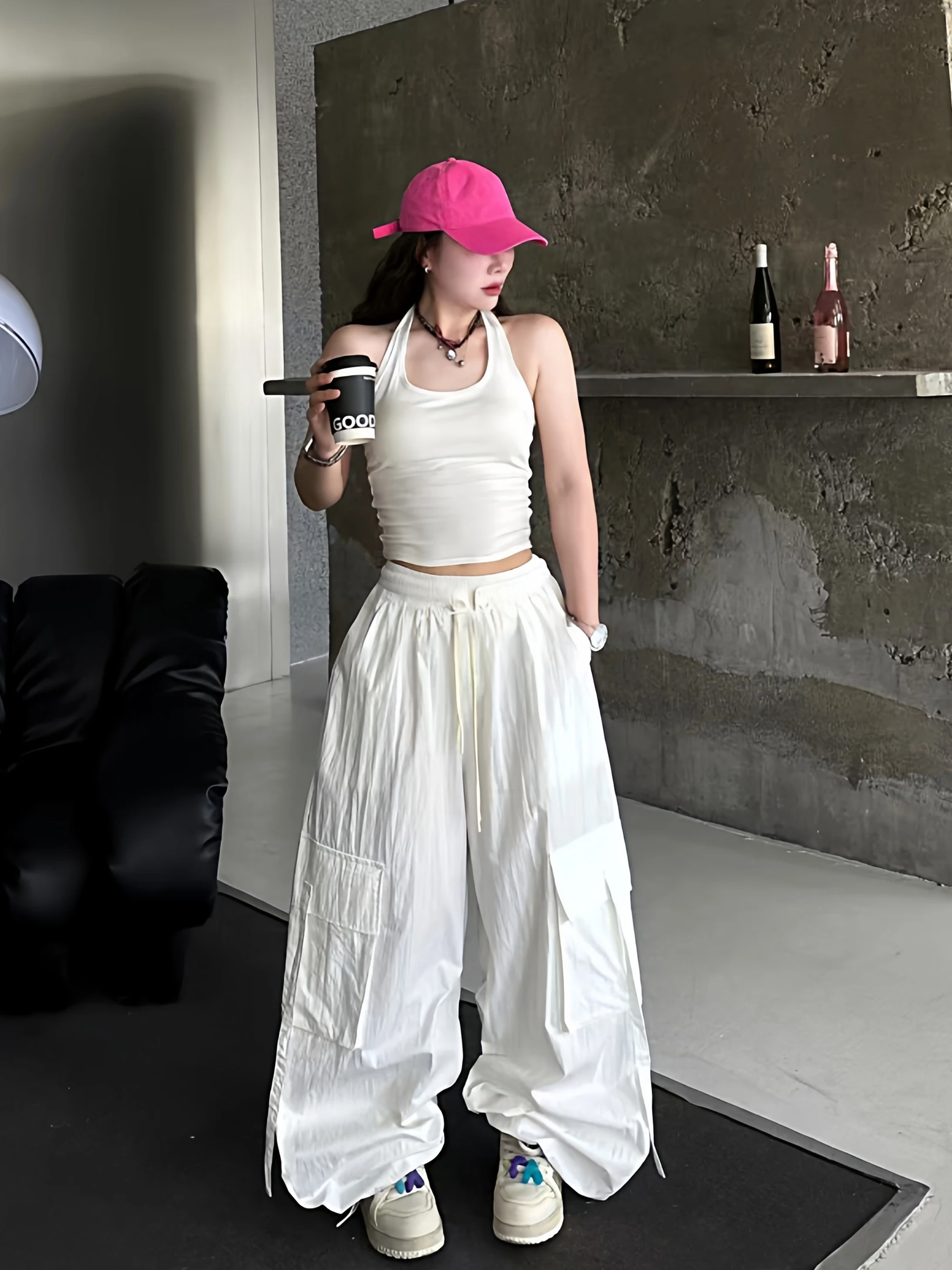 Spring New Women's Loose Harem Pants Elastic Waist Wide Leg Workwear Trousers Casual Sports Loose Fit Long Trousers
Spring New Women's Loose Harem Pants Elastic Waist Wide Leg Workwear Trousers Casual Sports Loose Fit Long Trousers
