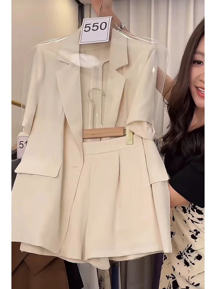 Молочно-белый комплект ort Sve Suit Set Женский летний новый комплект Sle Ele High-End Thin ort Sve Suit orts Комплект из двух предметов
Молочно-белый комплект ort Sve Suit Set Женский летний новый комплект Sle Ele High-End Thin ort Sve Suit orts Комплект из двух предметов