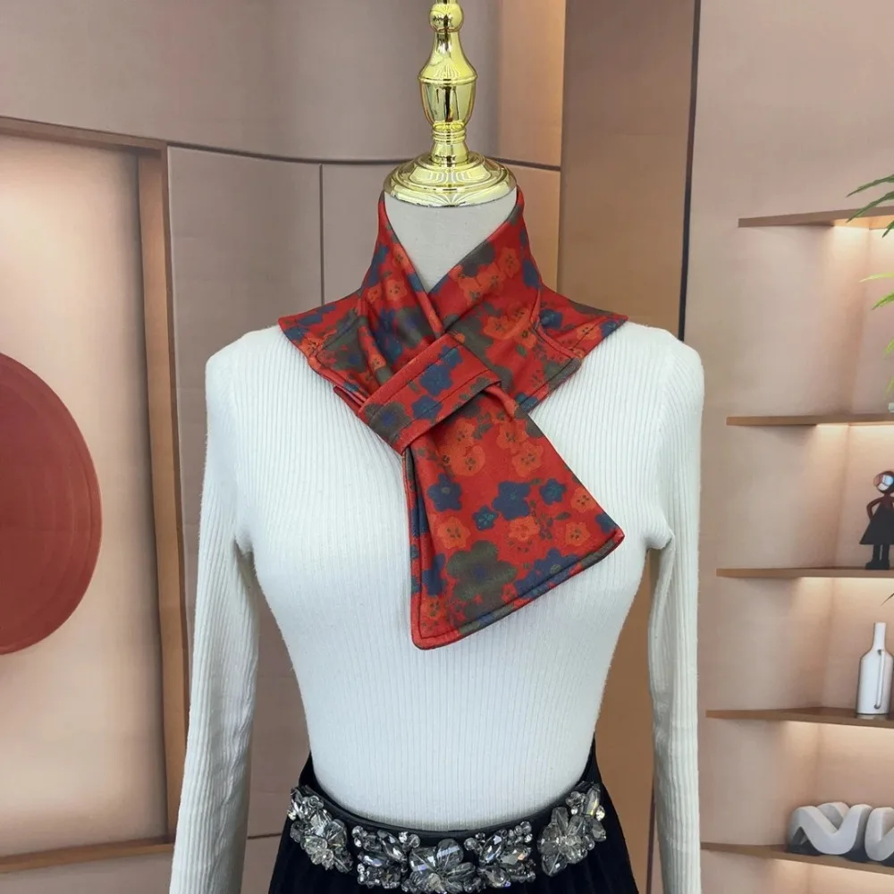 Velvet Fleece Winter Warm Scarf Flower Print Coldproof Neck Cover with a Pocket Placing Heat Patches Keep Warm Neckerchief
Velvet Fleece Winter Warm Scarf Flower Print Coldproof Neck Cover with a Pocket Placing Heat Patches Keep Warm Neckerchief