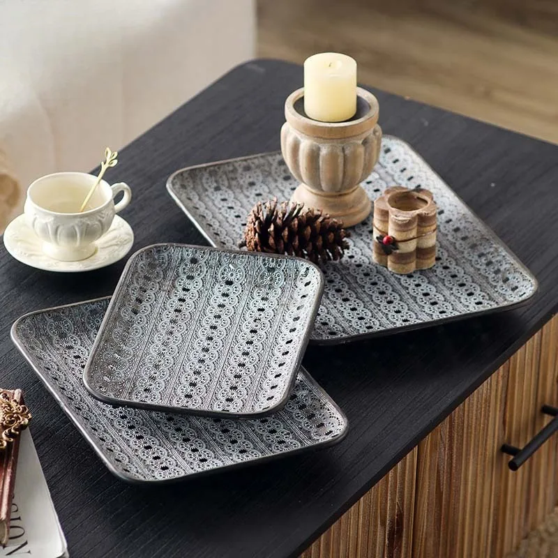 Antique old wrought iron tray ornament Bohemian style fruit tray B & B hotel tea tray American handicrafts
Antique old wrought iron tray ornament Bohemian style fruit tray B & B hotel tea tray American handicrafts