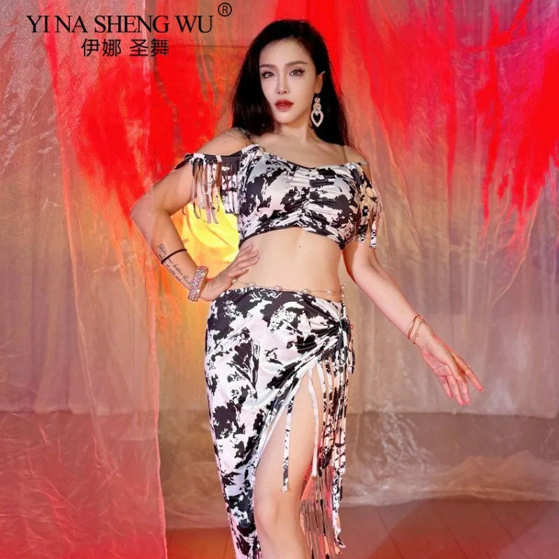 Belly Dance Costume Women Oriental Dance Dress Black White Flower Drum Dance Skirt Set Practice Performance Outfit Hip Scarf
Belly Dance Costume Women Oriental Dance Dress Black White Flower Drum Dance Skirt Set Practice Performance Outfit Hip Scarf