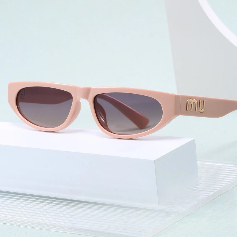 2025 Small Cat Eye Sunglasses Women, Retro UV400 Polarized Lightweight Chic Face Slimming Viral Luxury
2025 Small Cat Eye Sunglasses Women, Retro UV400 Polarized Lightweight Chic Face Slimming Viral Luxury