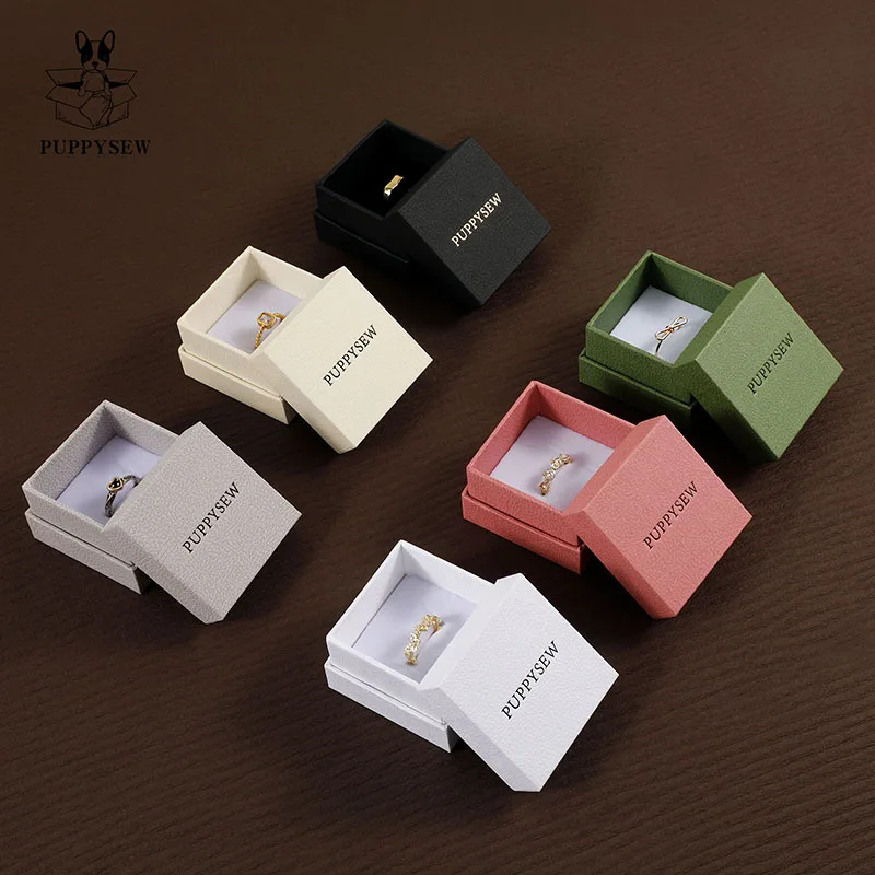 PUPPYSEW 6*6*4cm Customized gift box, ring box, buckle cover box, customized bracelet box, watch box with sponge pad, personaliz
PUPPYSEW 6*6*4cm Customized gift box, ring box, buckle cover box, customized bracelet box, watch box with sponge pad, personaliz
