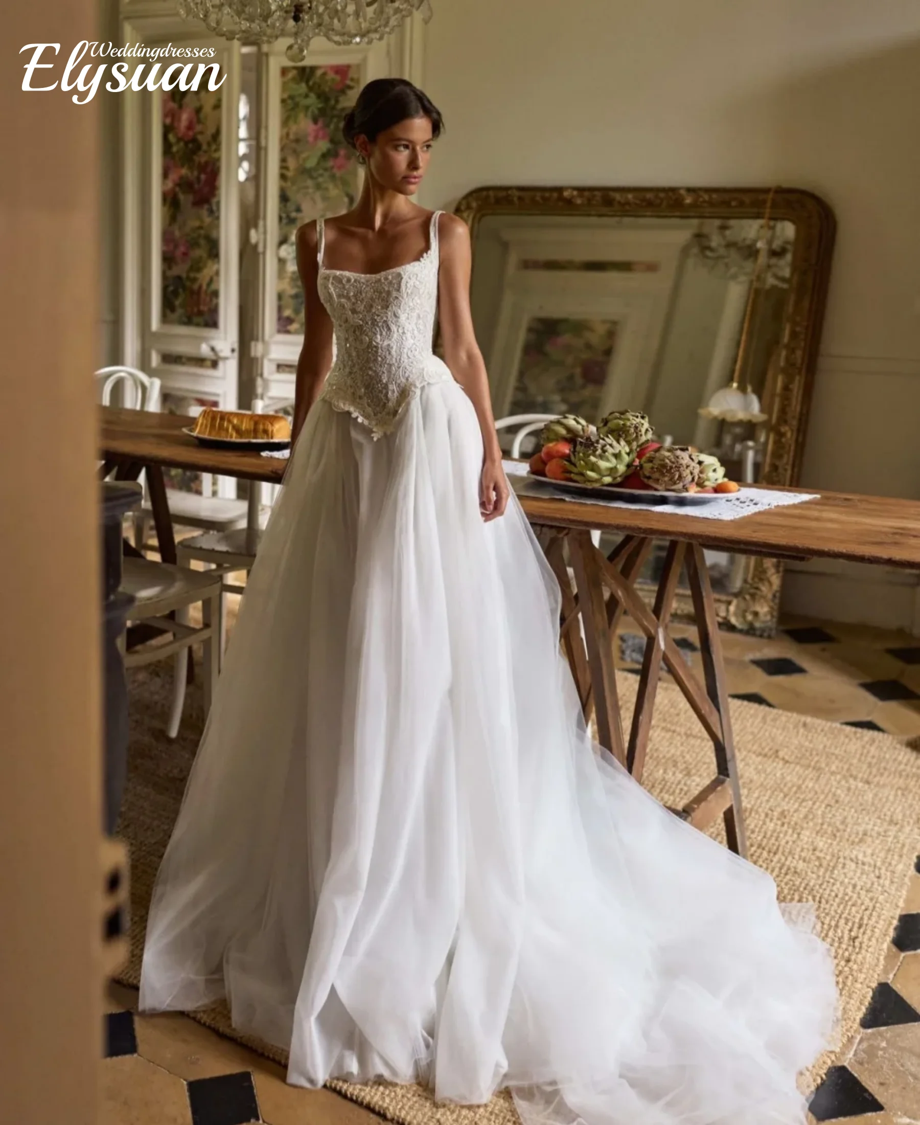 Customized New Charming Appliques Wedding Dress Shinny Beaded Thin Straps Bridal Gown A-line Tulle Dresses For Bride
Customized New Charming Appliques Wedding Dress Shinny Beaded Thin Straps Bridal Gown A-line Tulle Dresses For Bride