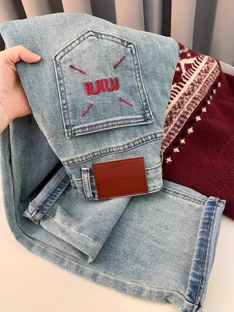 Plus Size Jeans 2025 New Women's Pant Fashion Y2k Loose Slimming High-Waisted Straight Pants Korean Casual Denim Trousers Female
Plus Size Jeans 2025 New Women's Pant Fashion Y2k Loose Slimming High-Waisted Straight Pants Korean Casual Denim Trousers Female