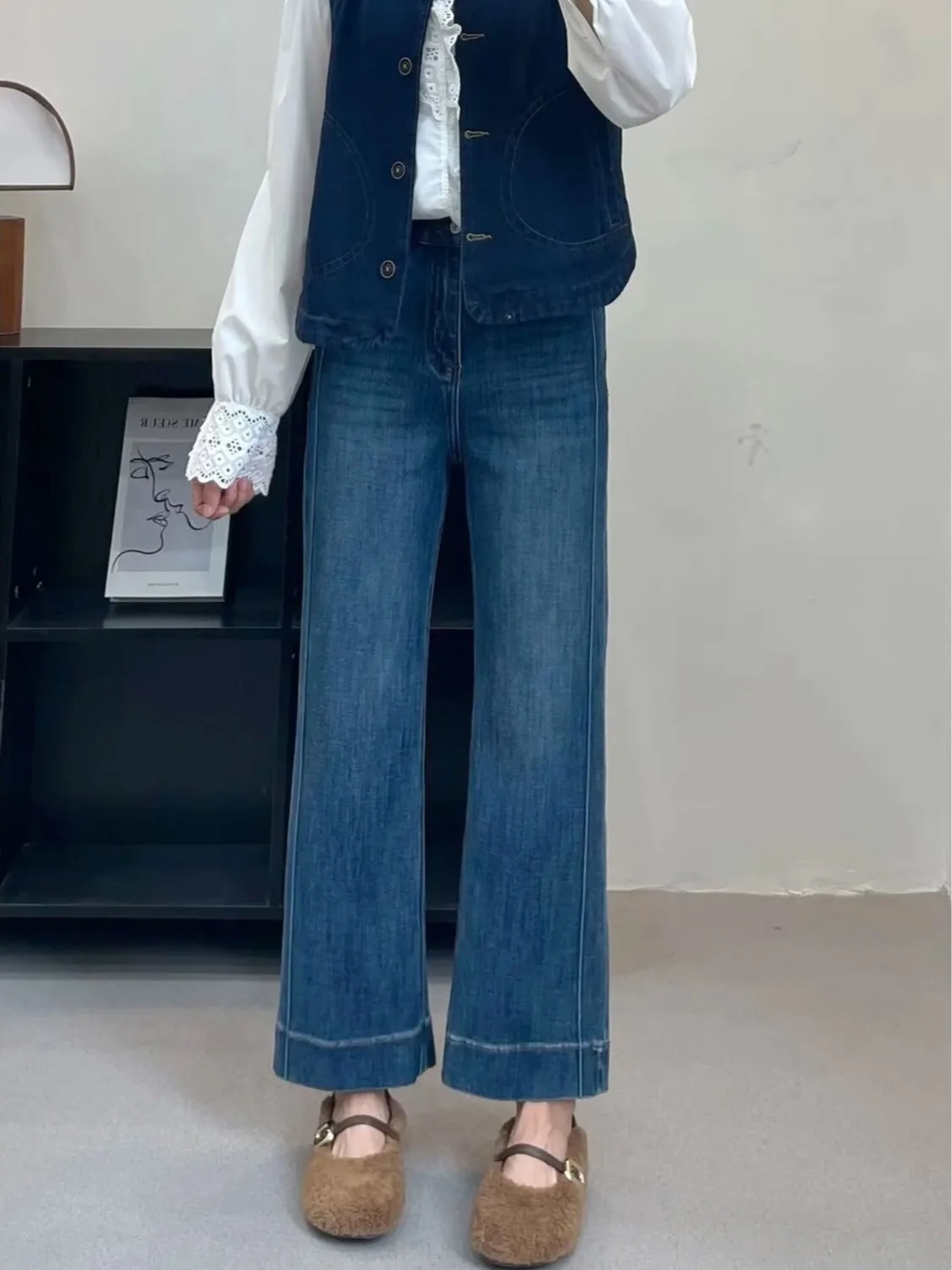 plus Size Women's American Retro Straight Leg Jeans High Waist Cotton Casual Wear Resistant Loose Fit Nine-Tenths Wide Leg Pants
plus Size Women's American Retro Straight Leg Jeans High Waist Cotton Casual Wear Resistant Loose Fit Nine-Tenths Wide Leg Pants