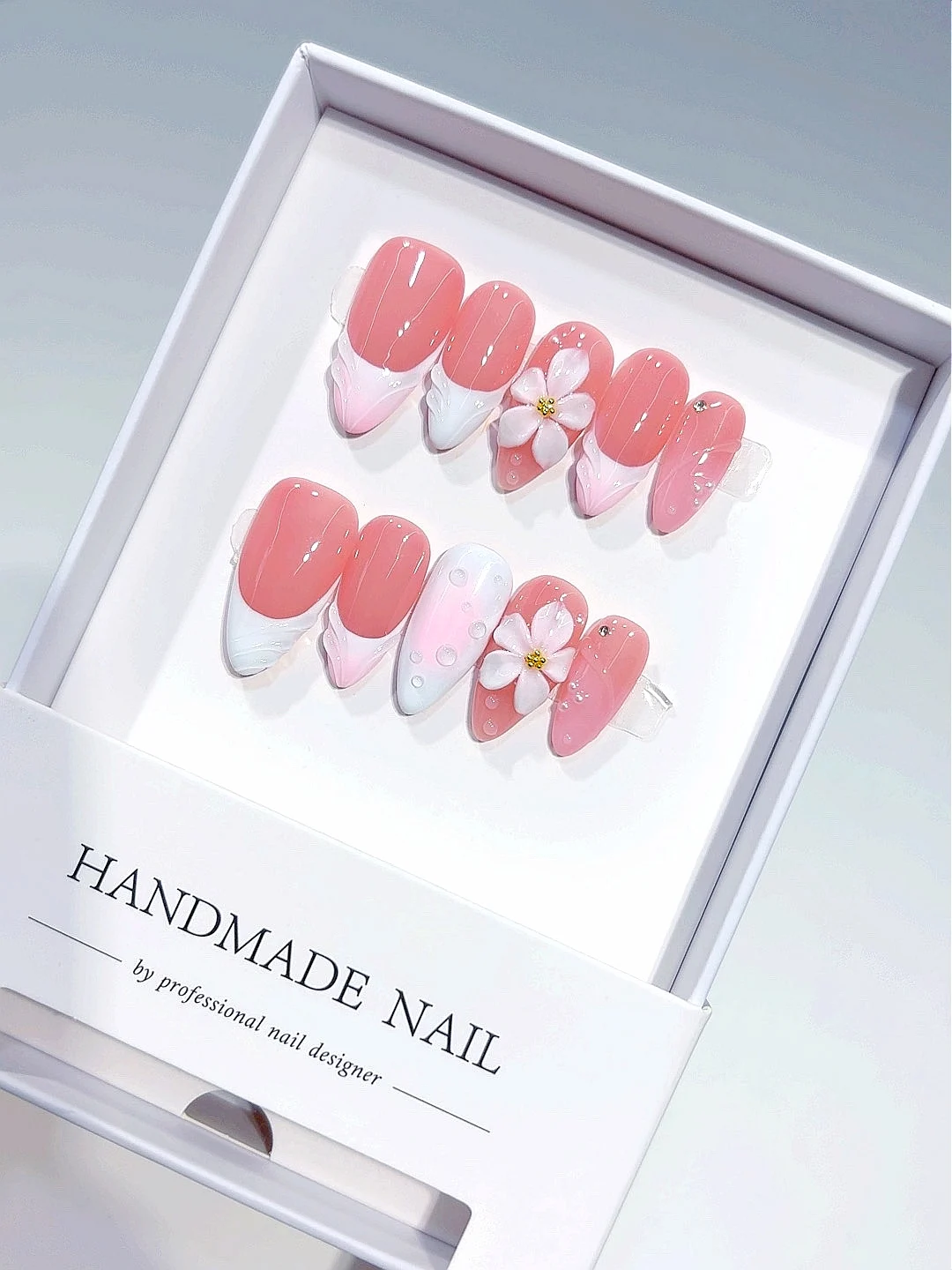 Feminine Peach Press on Nails - 3D Flower, Rhinestone & Pastel Details(D542)
Feminine Peach Press on Nails - 3D Flower, Rhinestone & Pastel Details(D542)
