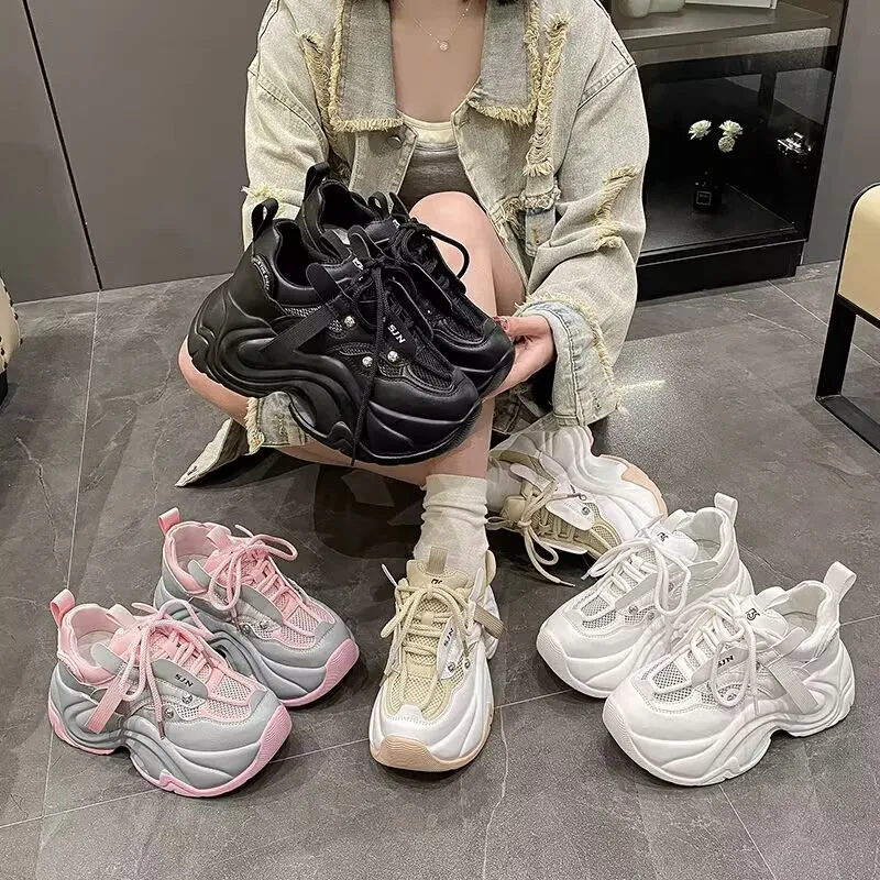 Woman Fashion Breathable Lace Up Sports Shoes for Women Platform Walking Designer Shoes Women's Causal Sneakers zapatillas mujer
Woman Fashion Breathable Lace Up Sports Shoes for Women Platform Walking Designer Shoes Women's Causal Sneakers zapatillas mujer