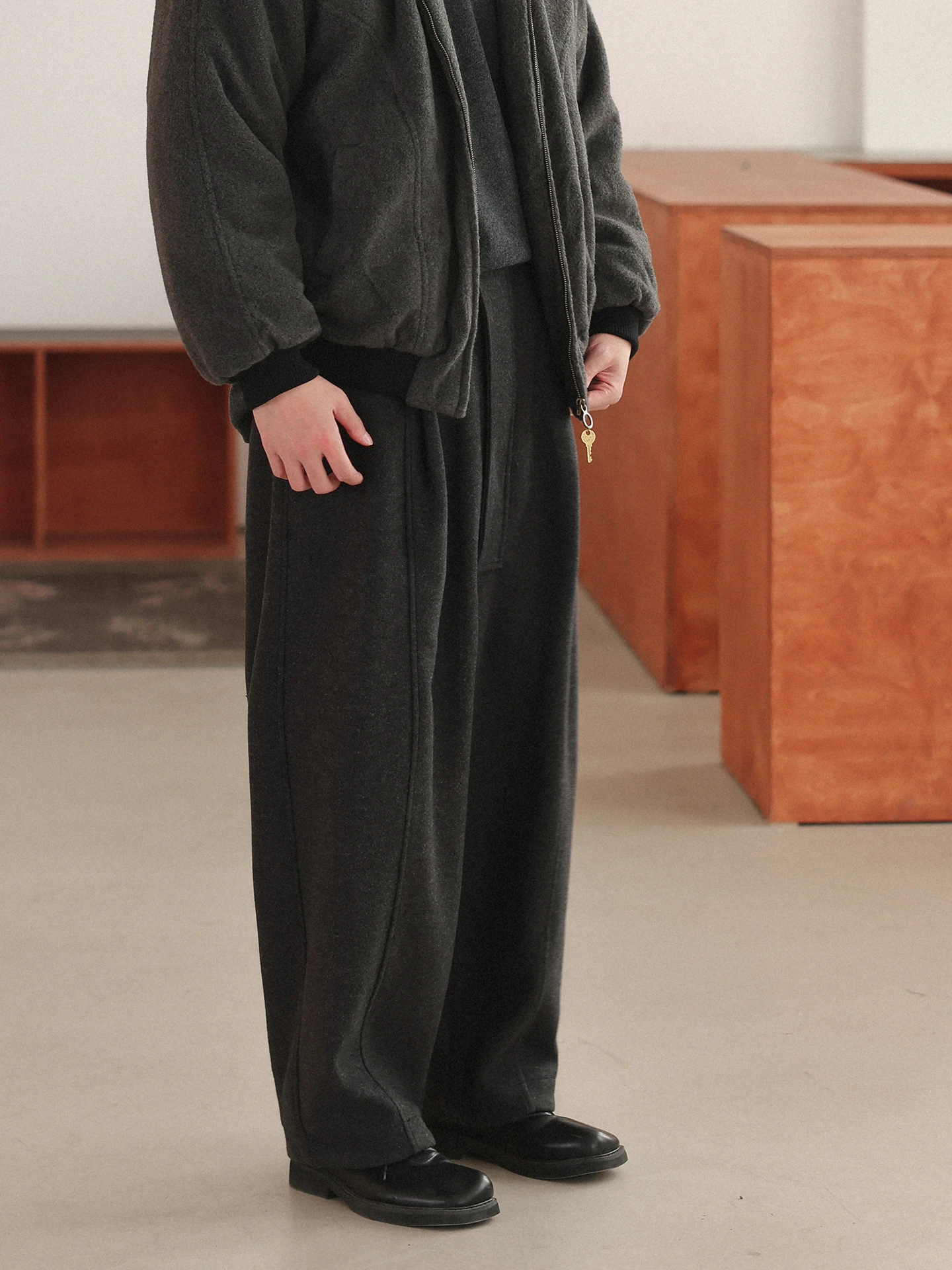 Зимние утепленные шерстяные брюки-палаццо Noears, свободные повседневные брюки в японском стиле, удобные леггинсы из полиэстера
Зимние утепленные шерстяные брюки-палаццо Noears, свободные повседневные брюки в японском стиле, удобные леггинсы из полиэстера