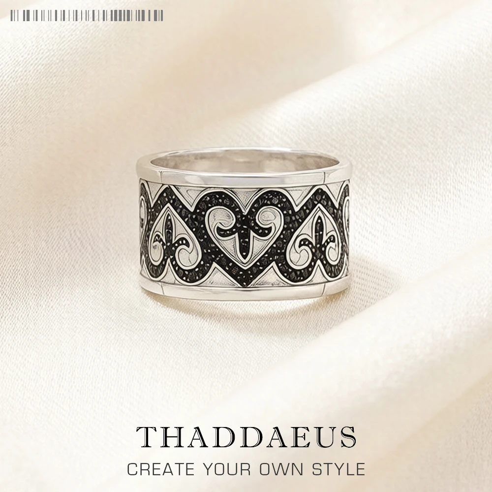 Black Arabesque Hearts Band Ring Europe Style New Fashion Jewerly Gift In 925 Sterling Silver For Women
Black Arabesque Hearts Band Ring Europe Style New Fashion Jewerly Gift In 925 Sterling Silver For Women