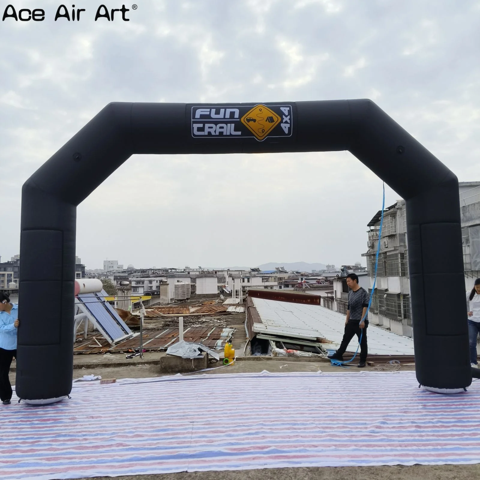Customized Inflatable Archway for Sports Events, Black Color Inflatable Start Line Arch for Advertising & Racing Events
Customized Inflatable Archway for Sports Events, Black Color Inflatable Start Line Arch for Advertising & Racing Events