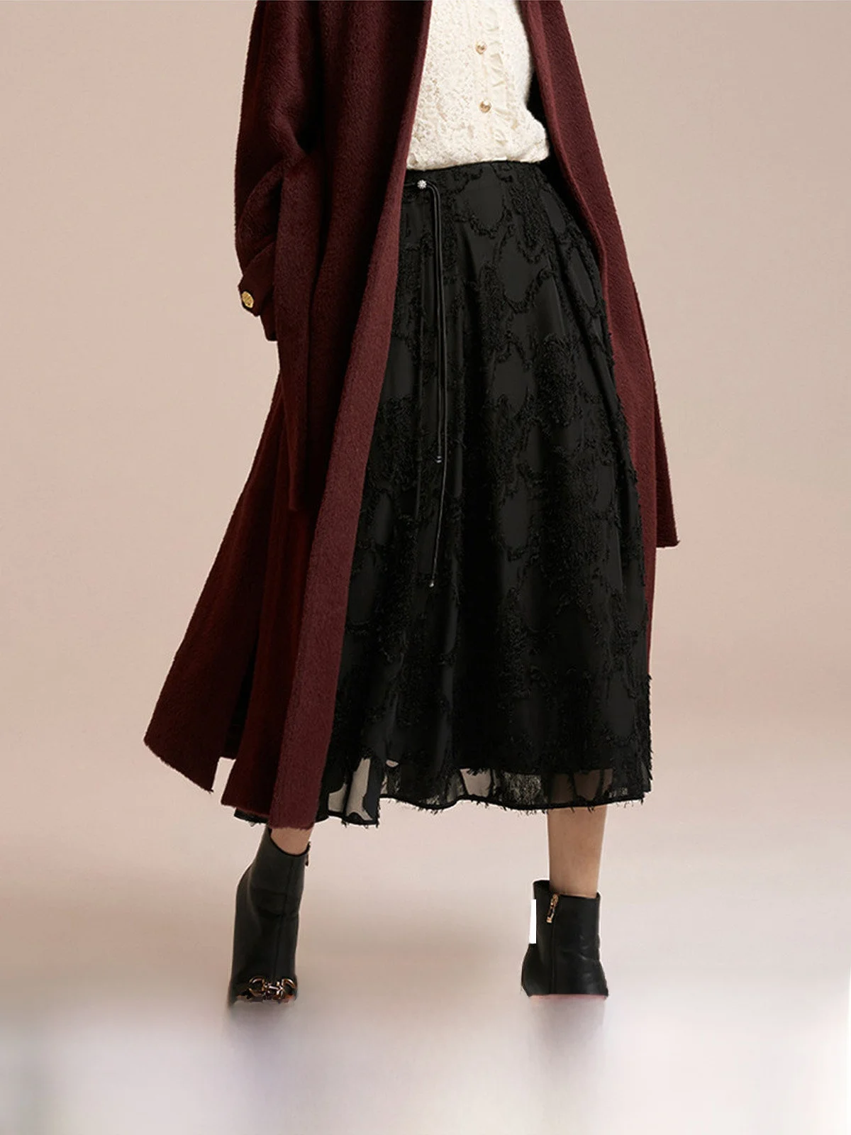 YIYI Eastern Appreciation Heavyweight Embroidery Floral Halter Skirt Women's Black Spring Autumn Style Casual mid Waist A-Lin...
YIYI Eastern Appreciation Heavyweight Embroidery Floral Halter Skirt Women's Black Spring Autumn Style Casual mid Waist A-Lin...
