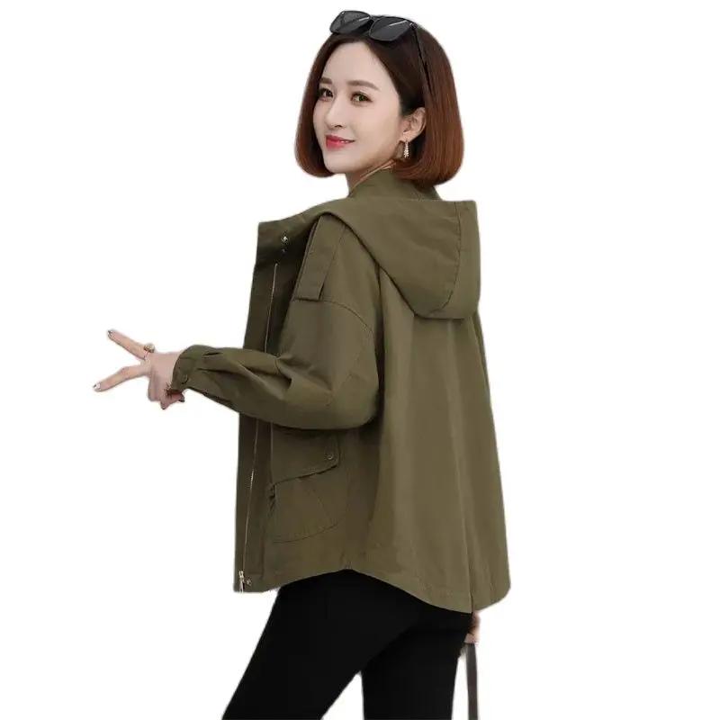 Ladies Windbreaker Jacket Korean Big Size Loose Fashion Hooded Short Women's Trench Coat 2023 New Spring Autumn Casual Outerwear
Ladies Windbreaker Jacket Korean Big Size Loose Fashion Hooded Short Women's Trench Coat 2023 New Spring Autumn Casual Outerwear