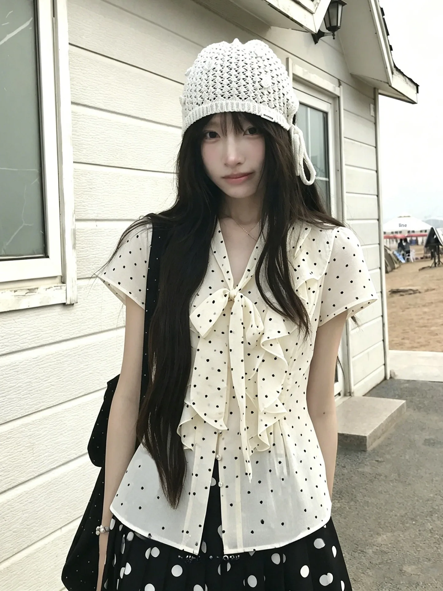 Korean Style Short Sleeve Shirt Women's Summer V-neck Tie Waist Slimming High Intelligence Feeling Top Polka Dot Heart Pattern
Korean Style Short Sleeve Shirt Women's Summer V-neck Tie Waist Slimming High Intelligence Feeling Top Polka Dot Heart Pattern