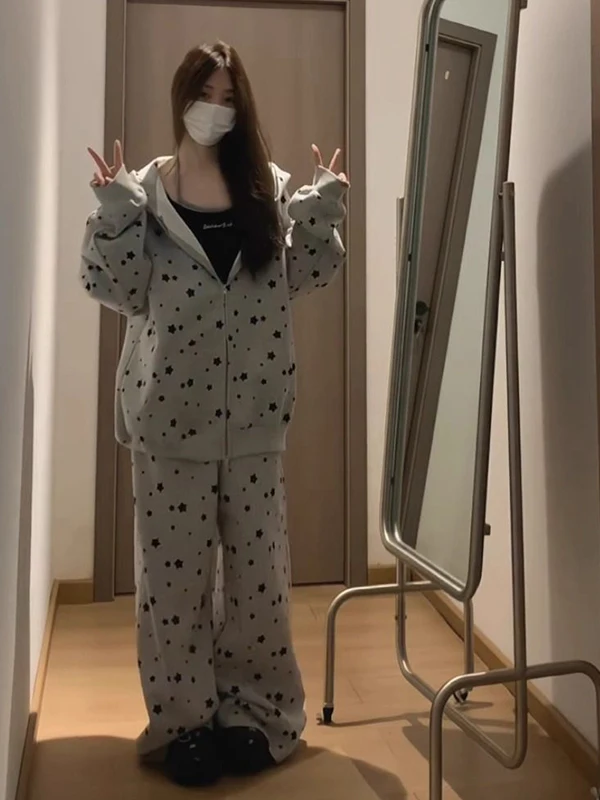 plus Size 300 Pounds Women's Sweatshirt Cardigan with Rabbit Ear Print Loose Sporty Two-Piece Set Autumn Fashion Casual Wear
plus Size 300 Pounds Women's Sweatshirt Cardigan with Rabbit Ear Print Loose Sporty Two-Piece Set Autumn Fashion Casual Wear