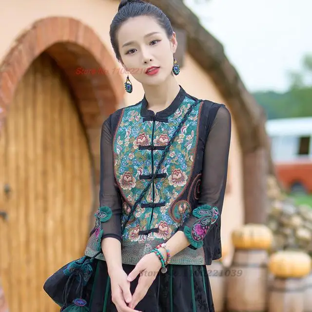2026 chinese vintage vest national flower embroidery satin jacquard vest hanfu tops oriental ethnic vest retro sleeveless jacket
2026 chinese vintage vest national flower embroidery satin jacquard vest hanfu tops oriental ethnic vest retro sleeveless jacket