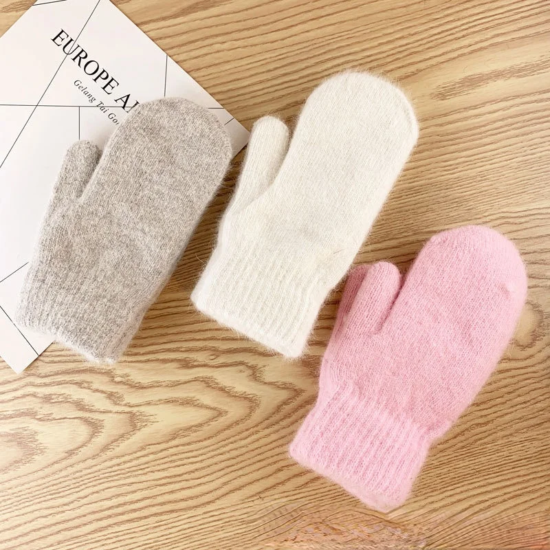 Женские зимние перчатки из кроличьего меха, Корейская версия, однотонные зимние женские перчатки на все пальцы, варежки для девочек, перчатки без пальцев
Женские зимние перчатки из кроличьего меха, Корейская версия, однотонные зимние женские перчатки на все пальцы, варежки для девочек, перчатки без пальцев