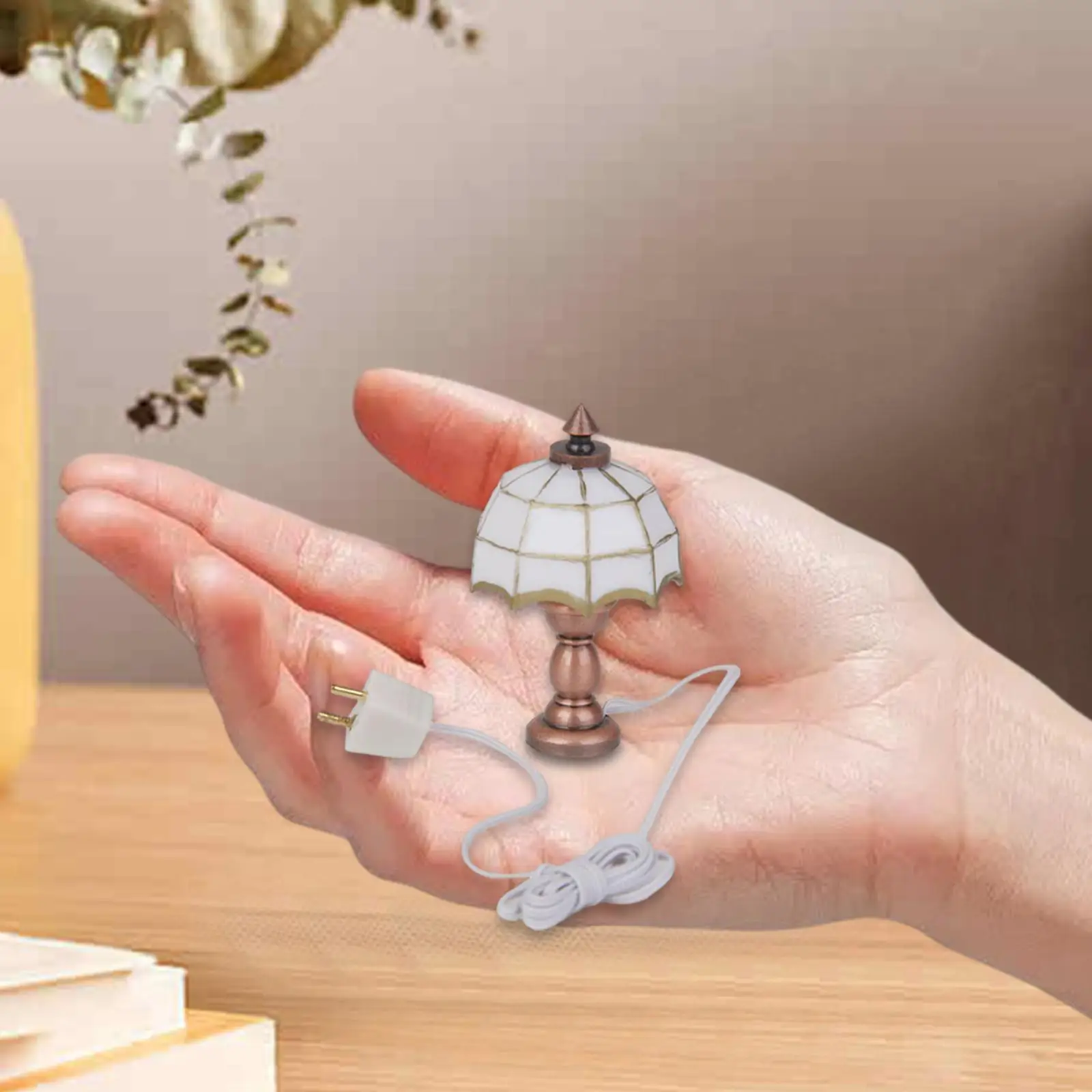 1/12 Mini Desk Lamp Model Light Alloy Miniature Furniture Room for Building Layout Miniature Scene DIY Projects Railway Station
1/12 Mini Desk Lamp Model Light Alloy Miniature Furniture Room for Building Layout Miniature Scene DIY Projects Railway Station