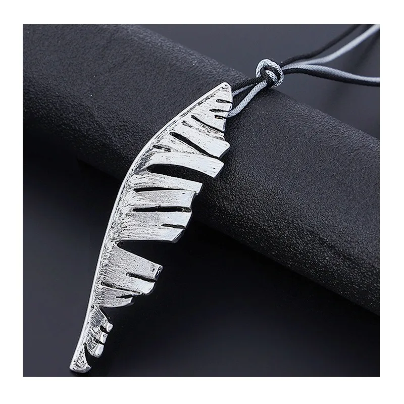 Special for New Necklaces, Retro Leaf Sweater Chains, Women's Leaf Long Necklaces.
Special for New Necklaces, Retro Leaf Sweater Chains, Women's Leaf Long Necklaces.