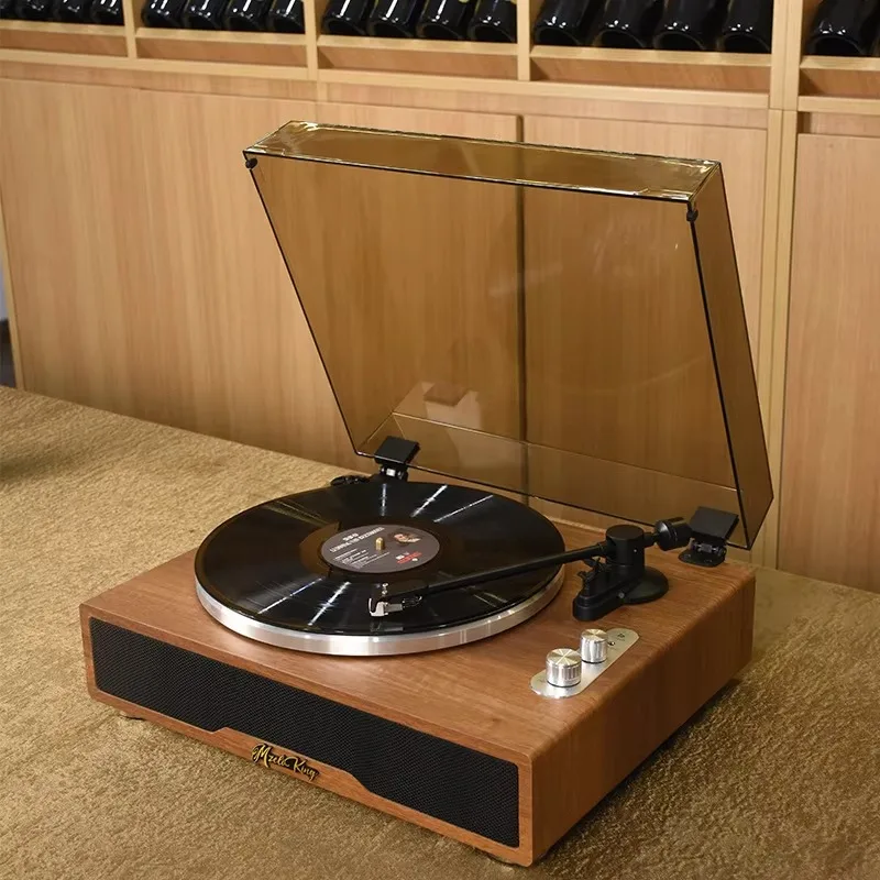 Деревянный виниловый проигрыватель с Bluetooth и картриджем AT3600L Moving Coil
Деревянный виниловый проигрыватель с Bluetooth и картриджем AT3600L Moving Coil