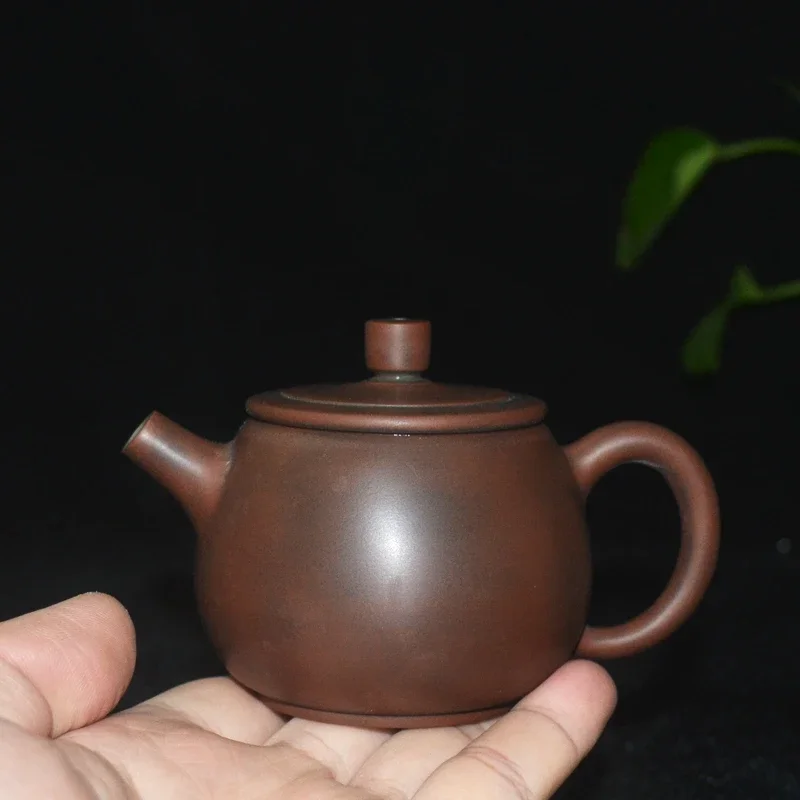 Pottery teapot handmade hand-pulled blank 120ML plain pot Chaoshan Kung Fu tea set
Pottery teapot handmade hand-pulled blank 120ML plain pot Chaoshan Kung Fu tea set