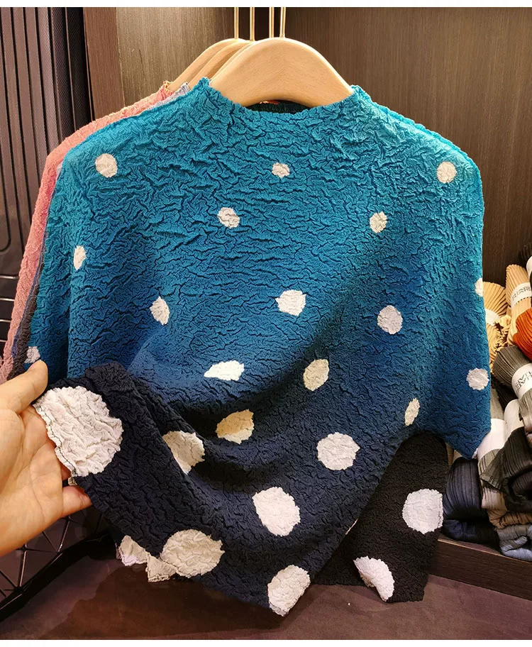 Miyake Polka Dot Gradient Short Sleeve Top Women Round Neck Loose T-Shirt Summer Breathable Fashion Casual 2026 New Designer We
Miyake Polka Dot Gradient Short Sleeve Top Women Round Neck Loose T-Shirt Summer Breathable Fashion Casual 2026 New Designer We