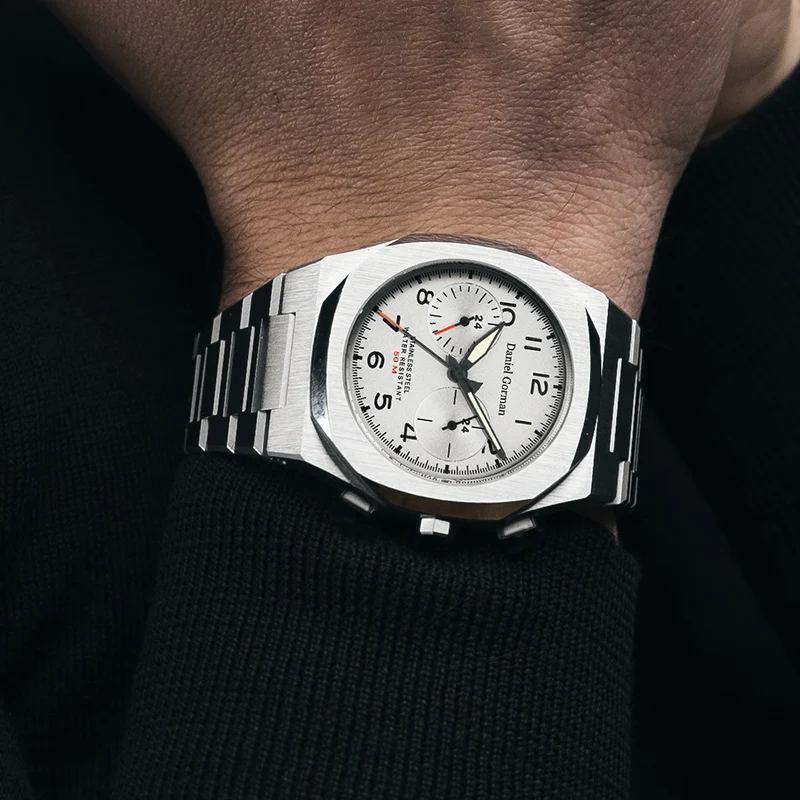 Men's Full Solid Golden Steel Quartz Chronograph Watch High Quality Classic Stainless Steel Wristwatch
Men's Full Solid Golden Steel Quartz Chronograph Watch High Quality Classic Stainless Steel Wristwatch