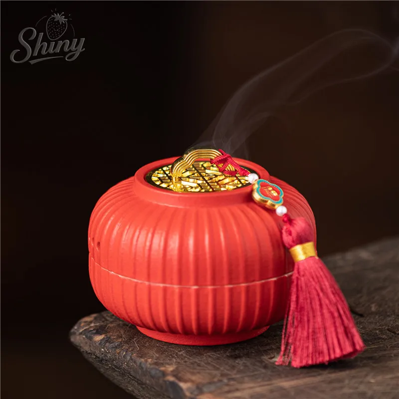 Creative Ceramic Lantern Incense Burner Indoor Decoration Chinese Wedding Incense Burner Gift Ornaments
Creative Ceramic Lantern Incense Burner Indoor Decoration Chinese Wedding Incense Burner Gift Ornaments