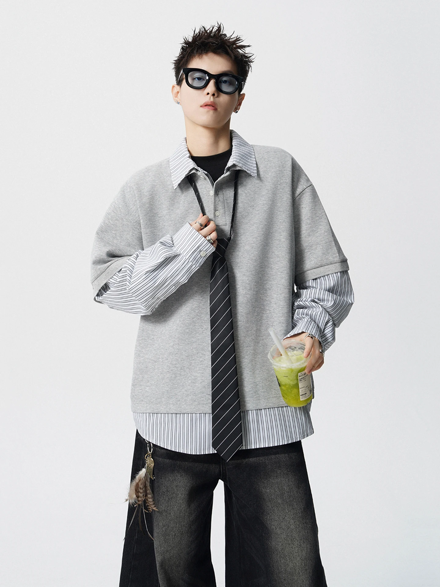 Casual College Sle Men's Hoodie Collar Patchwork Striped Fake Two-Piece Sweatirt Autumn Season Youth Faion Top
Casual College Sle Men's Hoodie Collar Patchwork Striped Fake Two-Piece Sweatirt Autumn Season Youth Faion Top