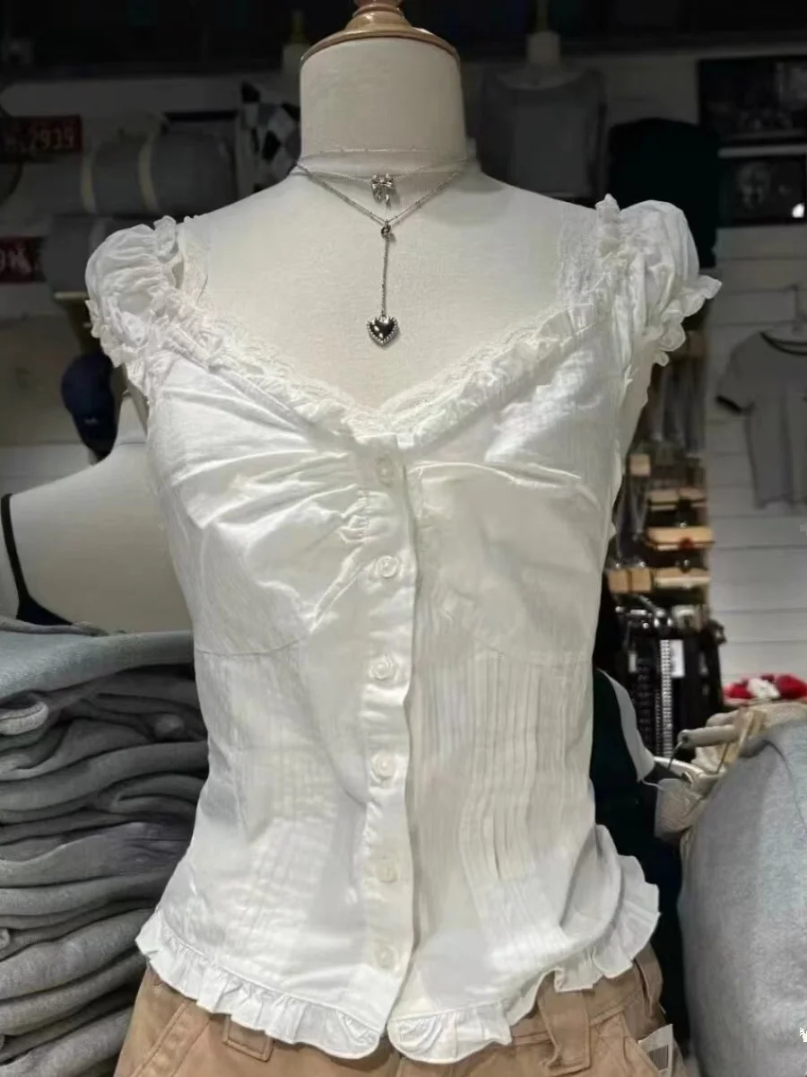 White Slim Puff Sleeve Blouse T-shirt Women Sweet V Neck Pleated Single Breasted T-shirts Summer Simple Casual Ruffle Shirt Tops
White Slim Puff Sleeve Blouse T-shirt Women Sweet V Neck Pleated Single Breasted T-shirts Summer Simple Casual Ruffle Shirt Tops