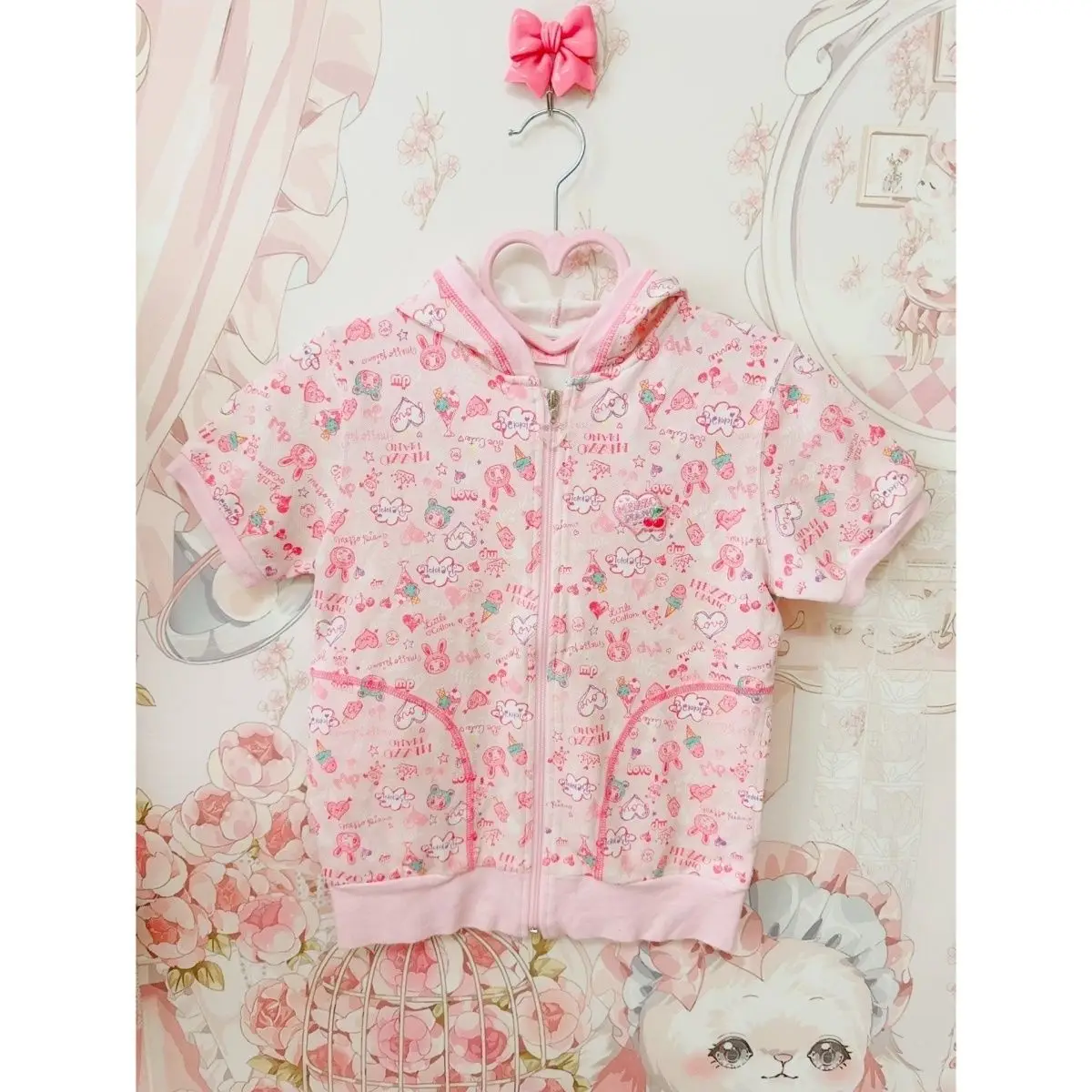 Japanese Sweet Girl Cartoon Mp Printed Short Sleeved Zip Up Hoodie Summer New Thin Cardigan Cute Core Sweatshirt Women Y2k Top
Japanese Sweet Girl Cartoon Mp Printed Short Sleeved Zip Up Hoodie Summer New Thin Cardigan Cute Core Sweatshirt Women Y2k Top