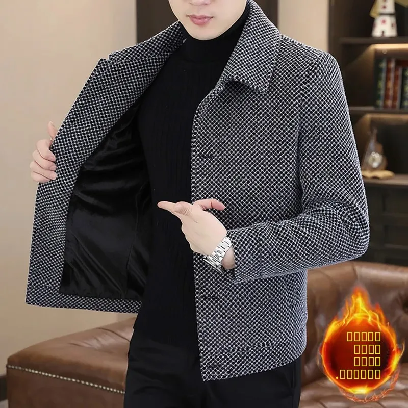 Casual ort Woolen Jaet Stand Collar Button up Sve Long Coat for Men Autumn Winter New Sle Slim Fit Korean Version
Casual ort Woolen Jaet Stand Collar Button up Sve Long Coat for Men Autumn Winter New Sle Slim Fit Korean Version