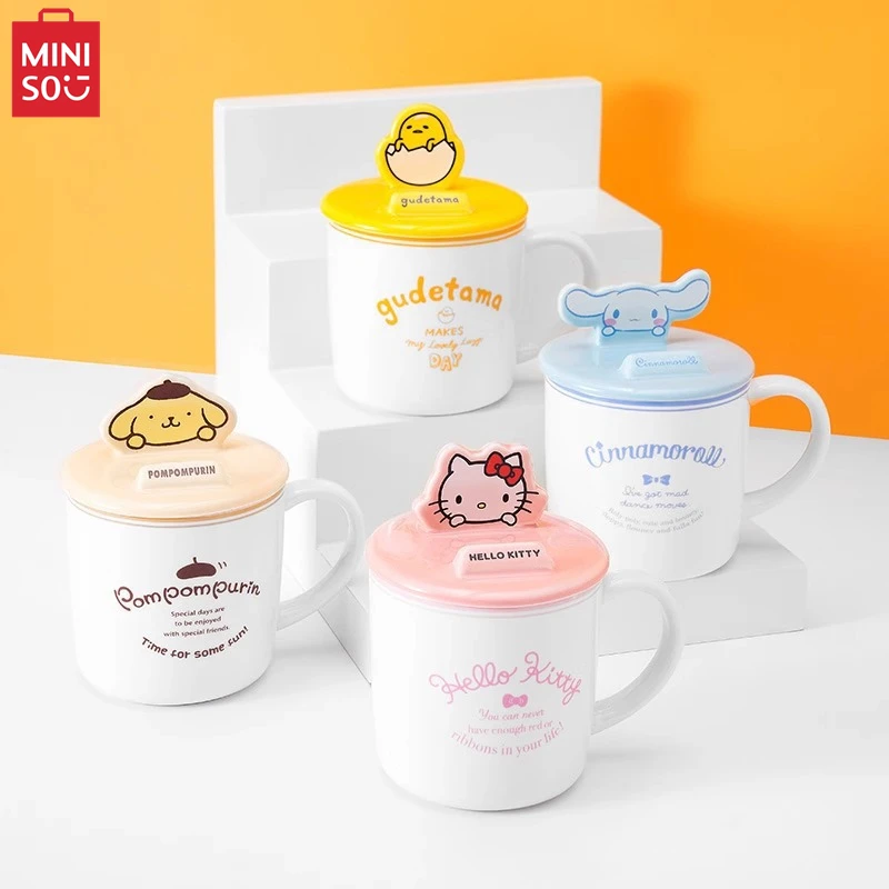 MINISO Sanrio керамическая чашка с крышкой Kawaii Hello Kitty Cinnamoroll офисная кофейная чашка детская игрушка подарок на день рождения чашка для воды
MINISO Sanrio керамическая чашка с крышкой Kawaii Hello Kitty Cinnamoroll офисная кофейная чашка детская игрушка подарок на день рождения чашка для воды