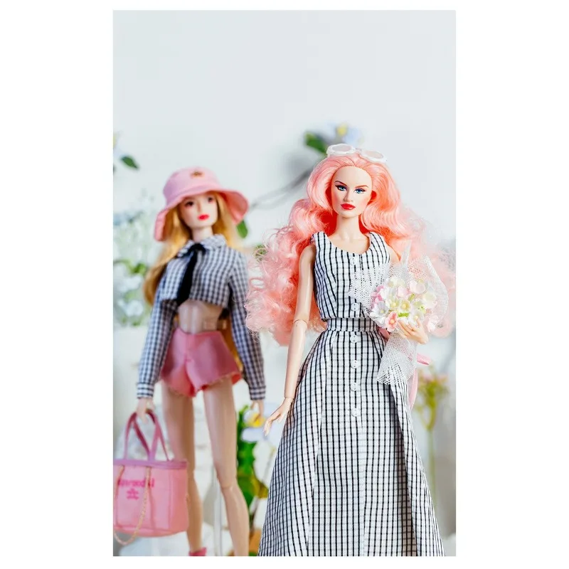 TA503 Toy accessories gift pretty clothes for your Bbie Xianxian FR 1/6 scale dolls
TA503 Toy accessories gift pretty clothes for your Bbie Xianxian FR 1/6 scale dolls