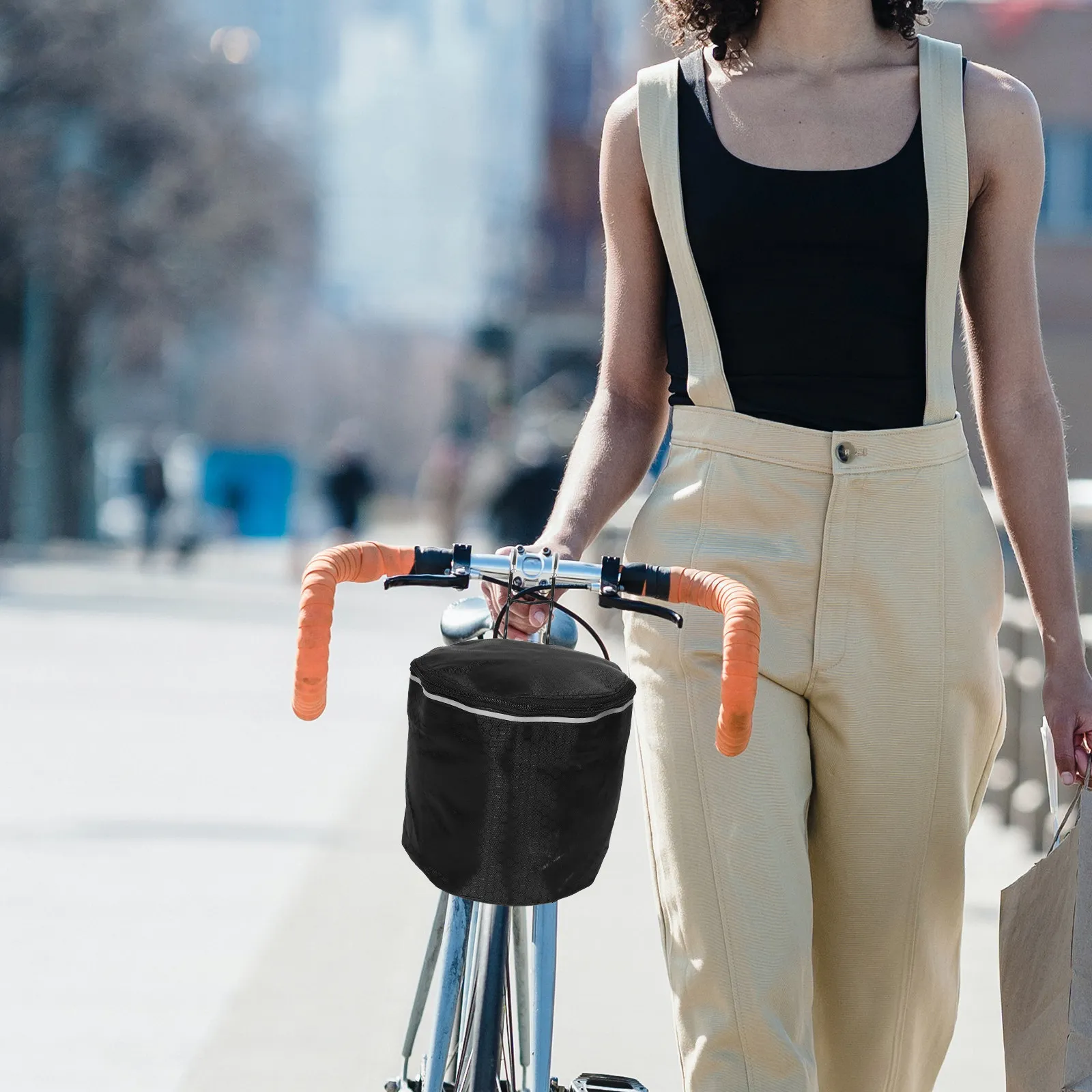 Spacious Foldable Bicycle Basket Front Handlebar Mount Storage Container for Electric Bikes Mountain Bikes Cycling Accessories
Spacious Foldable Bicycle Basket Front Handlebar Mount Storage Container for Electric Bikes Mountain Bikes Cycling Accessories