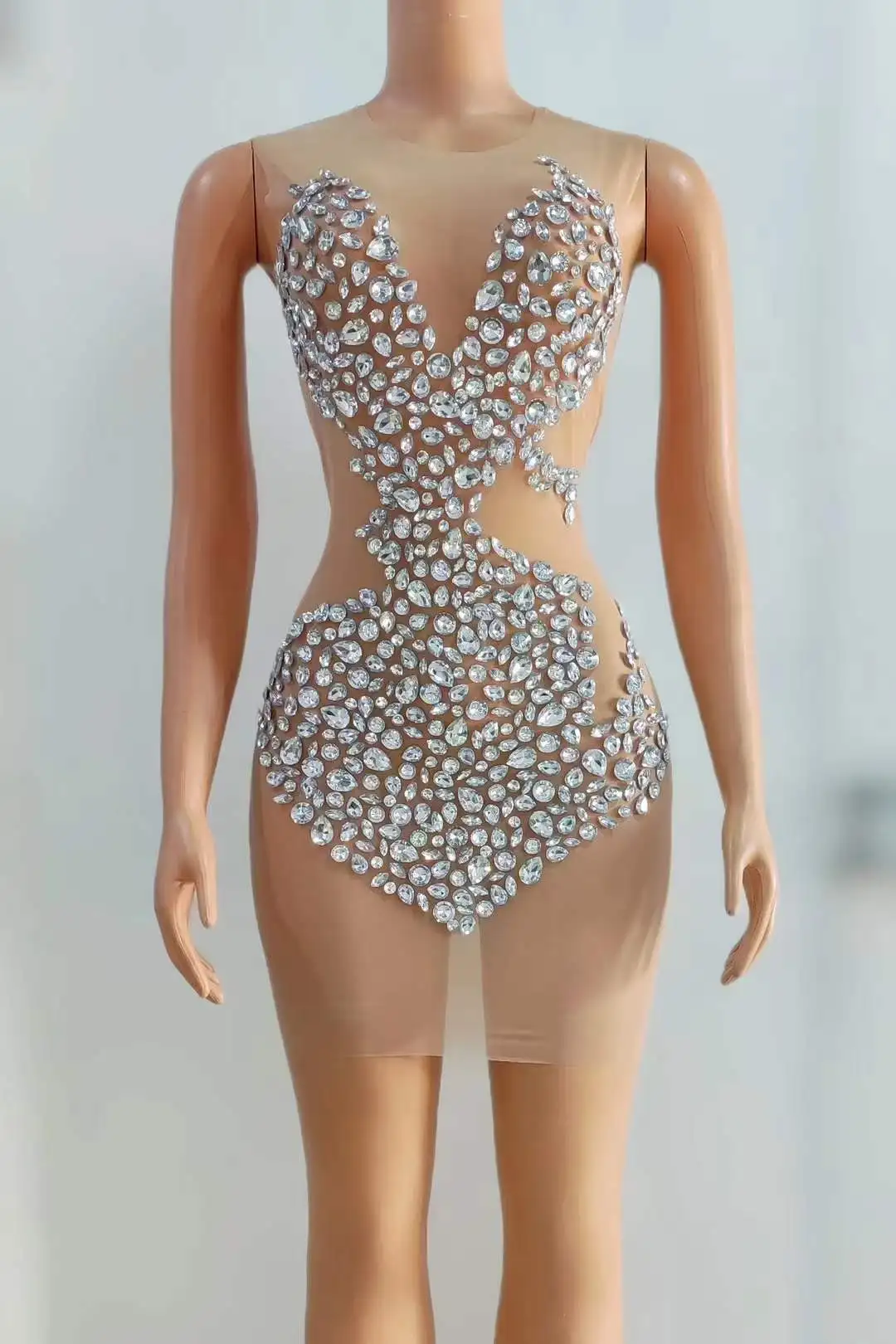 Women Sparkly Rhinestone See Thru Sheer Mesh Hot Drilling Crystals Party Birthday Queen Stage Short Dress 2025
Women Sparkly Rhinestone See Thru Sheer Mesh Hot Drilling Crystals Party Birthday Queen Stage Short Dress 2025