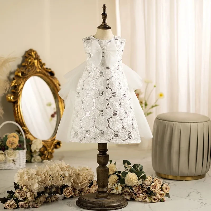New Girls Princess Dress Fashion Shiny Sequin Baby Kids Birthday Party Dresses Wedding Clothing Teen Sweet Tutu Dress
New Girls Princess Dress Fashion Shiny Sequin Baby Kids Birthday Party Dresses Wedding Clothing Teen Sweet Tutu Dress