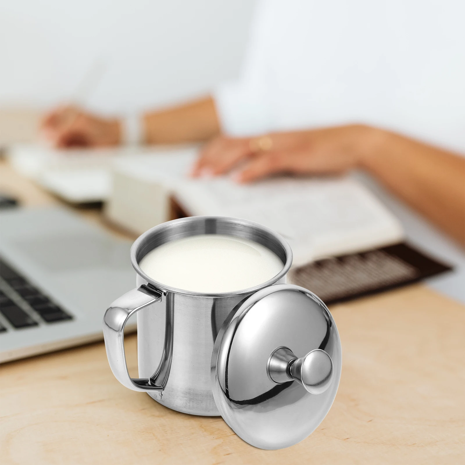 Stainless Steel Water Cup 500Ml Coffee Mug Insulated Leak Proof Lid For Hot Cold Drinks Juice Container Portable
Stainless Steel Water Cup 500Ml Coffee Mug Insulated Leak Proof Lid For Hot Cold Drinks Juice Container Portable