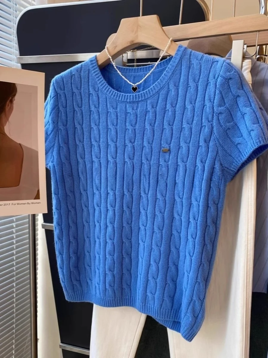 Blue Knitted Short Sleeve round Neck Sweater Women's Summer High Quality Soft Twist Knitwear Casual Comfortable Korean Style ...
Blue Knitted Short Sleeve round Neck Sweater Women's Summer High Quality Soft Twist Knitwear Casual Comfortable Korean Style ...